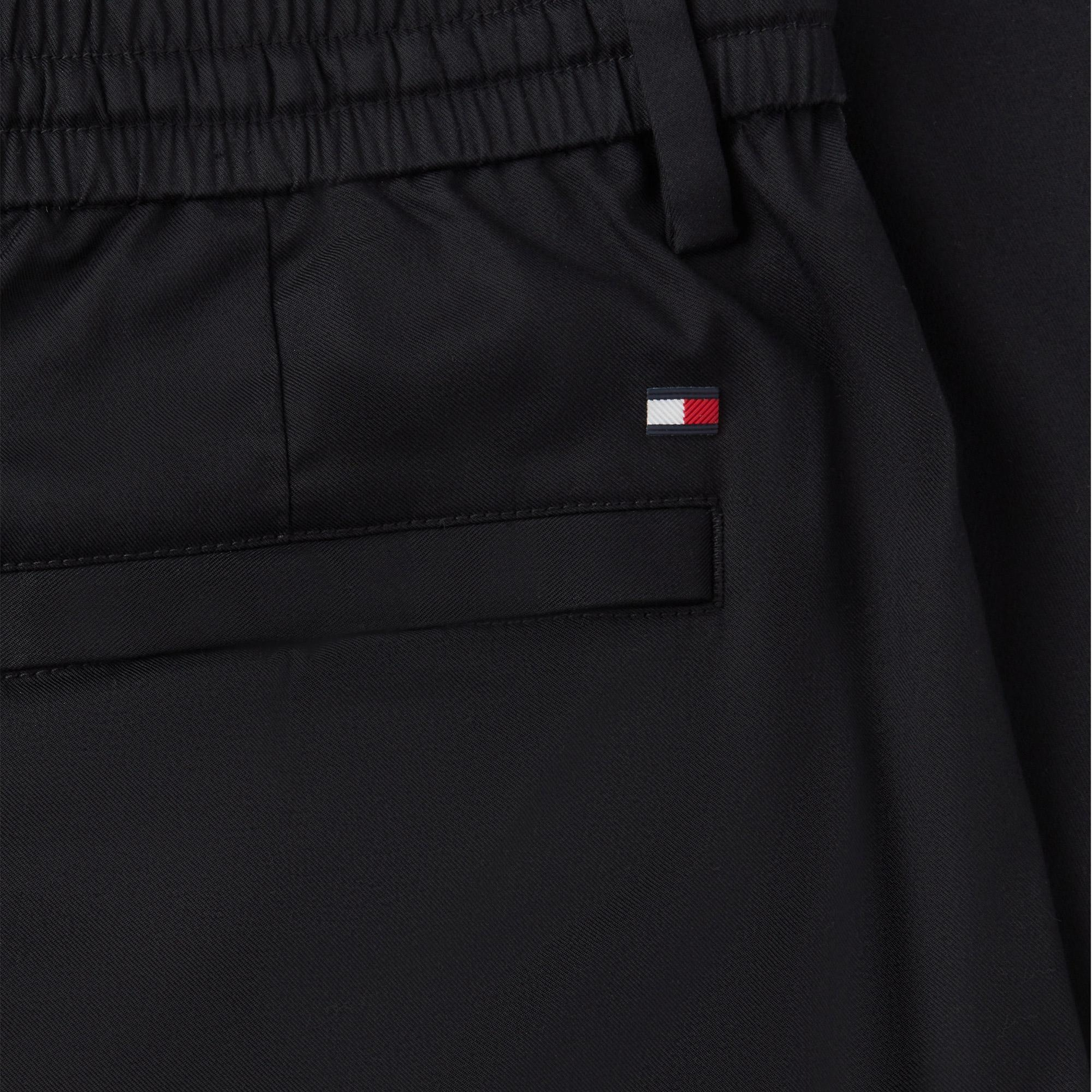 Tommy Hilfiger Harlem 3/4 El Tech Twill Erkek Siyah Pantolon