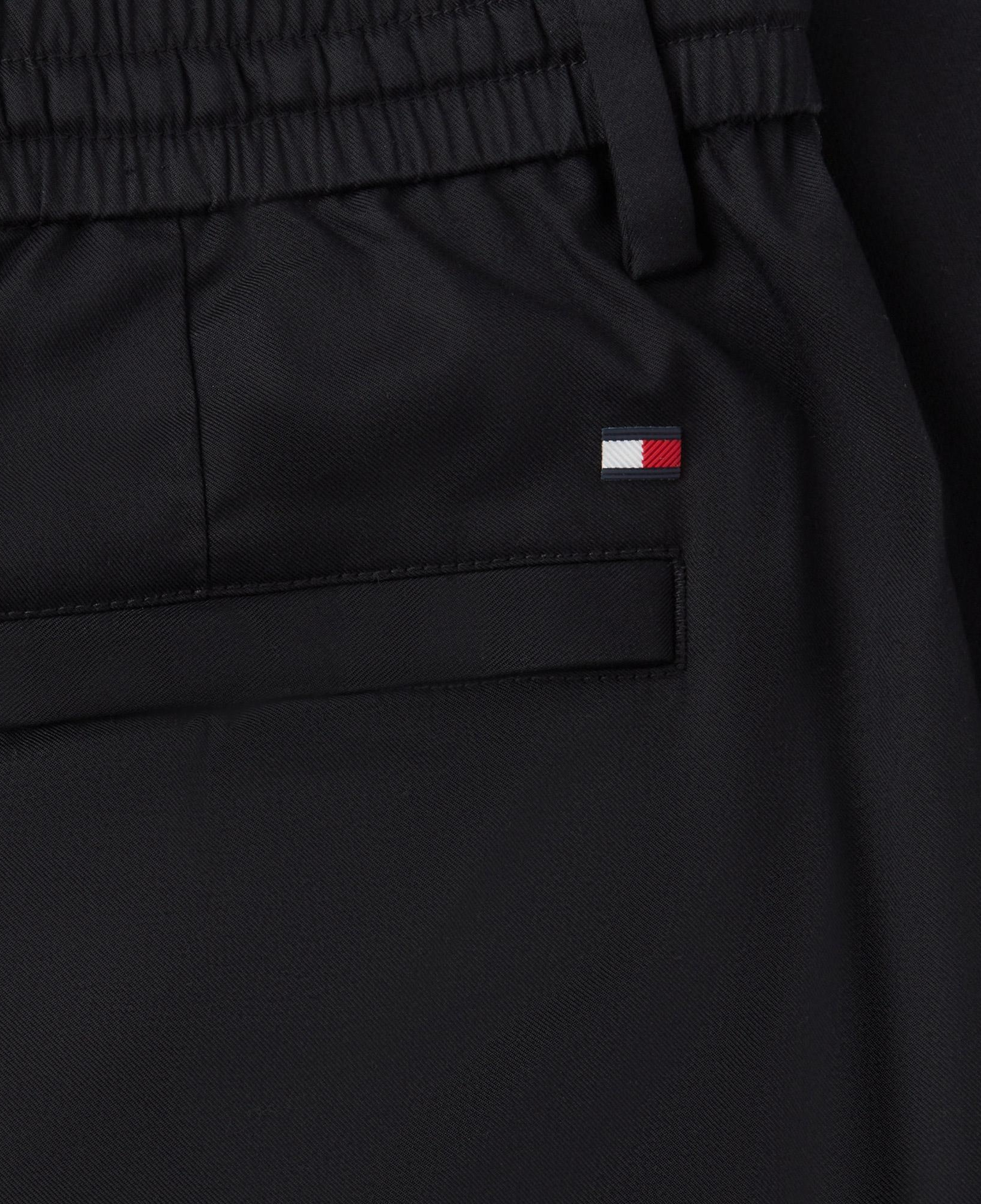 Tommy Hilfiger Harlem 3/4 El Tech Twill Erkek Siyah Pantolon