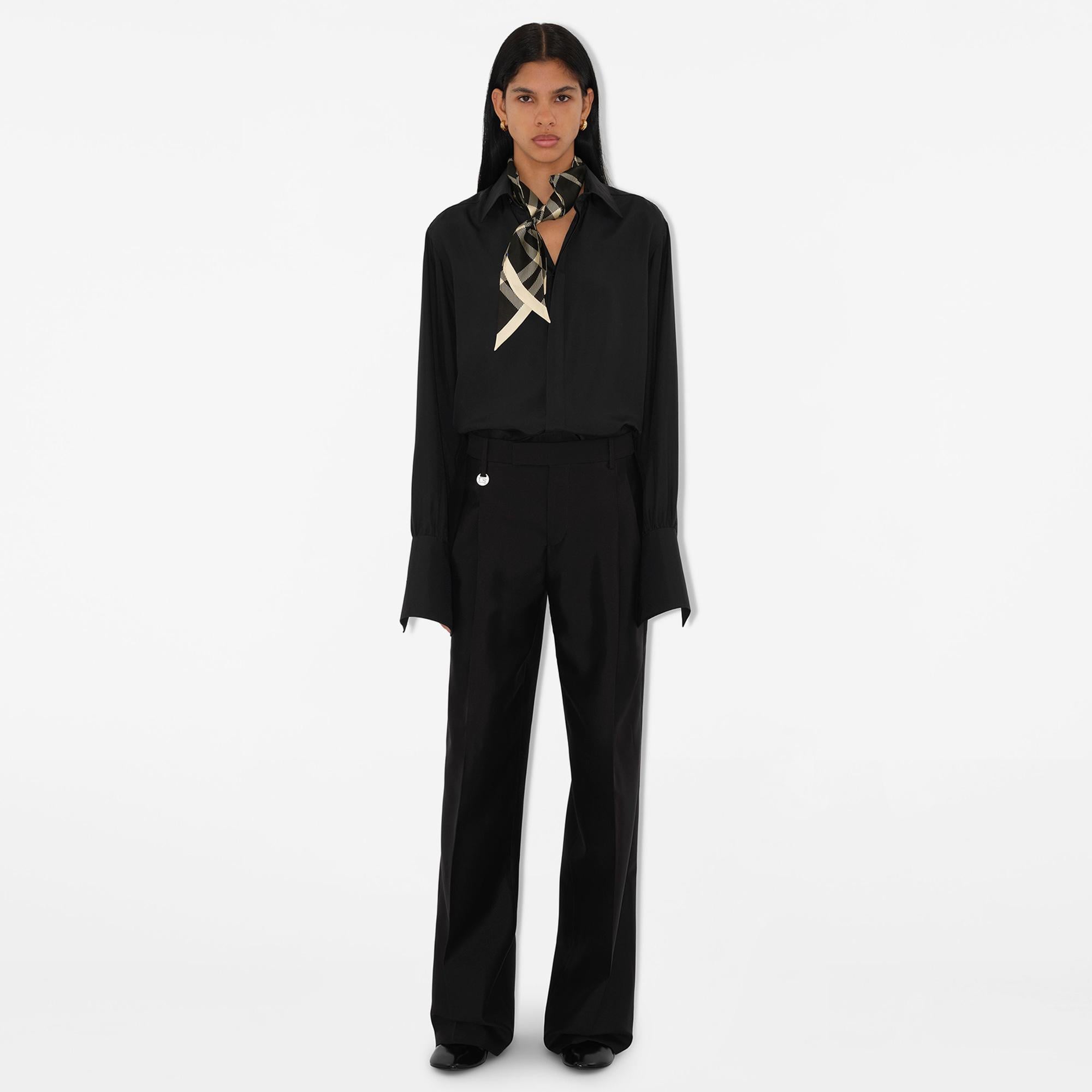 Burberry Skinny Check İpek Kadın Siyah Atkı