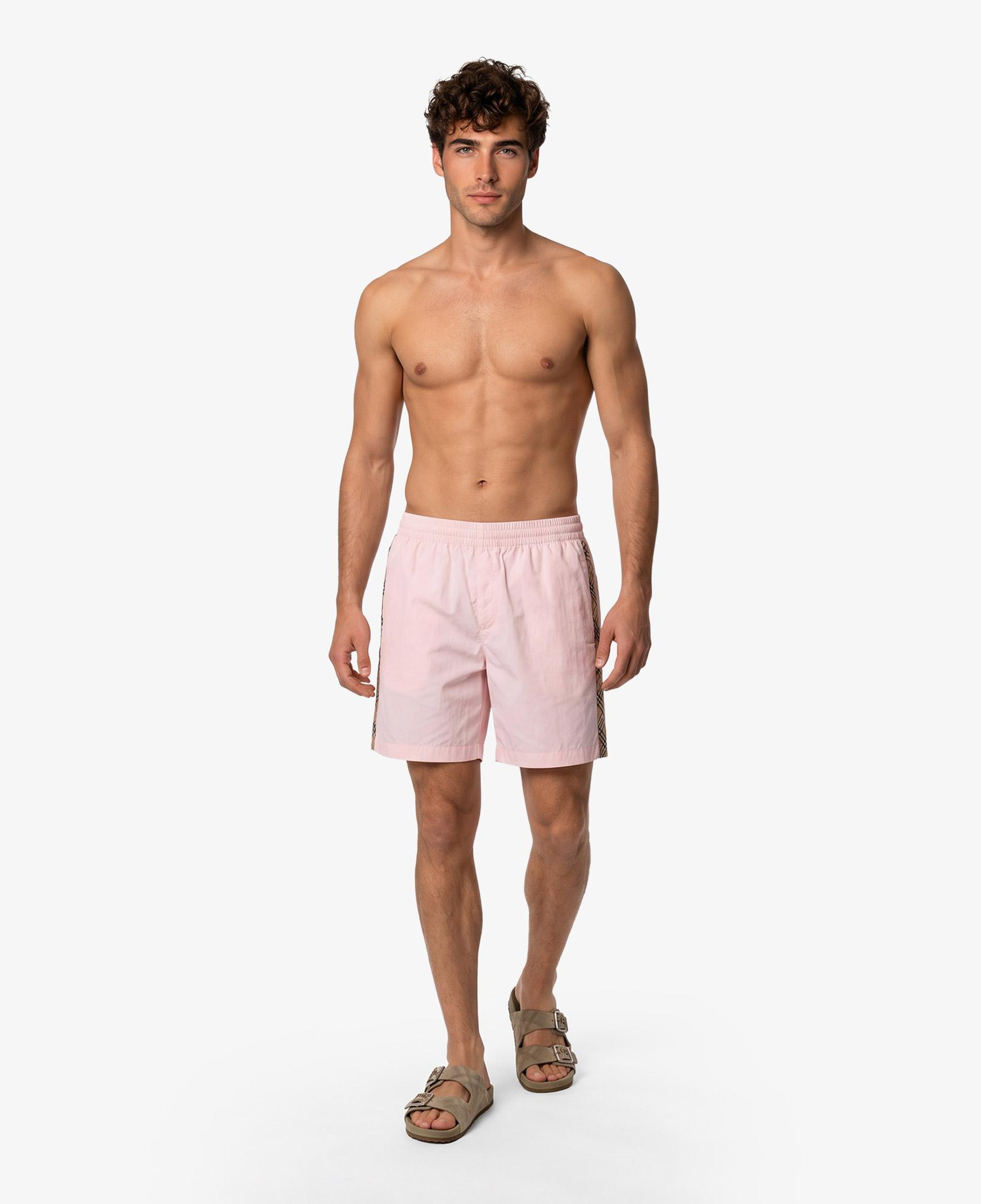 Burberry Check Trim Erkek Pembe Deniz Şortu