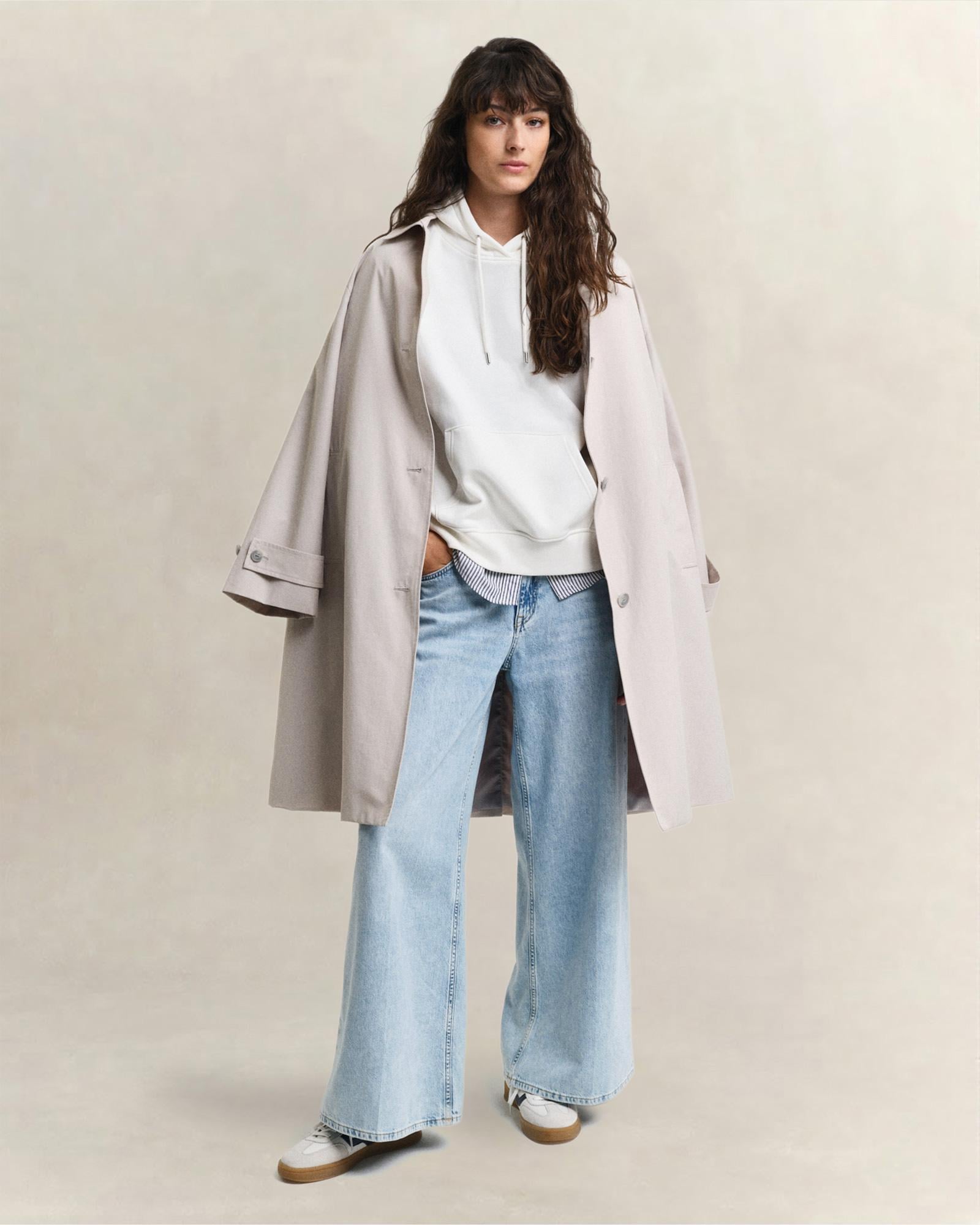 GANT Kadın Beyaz Relaxed Fit Kapüşonlu Sweatshirt