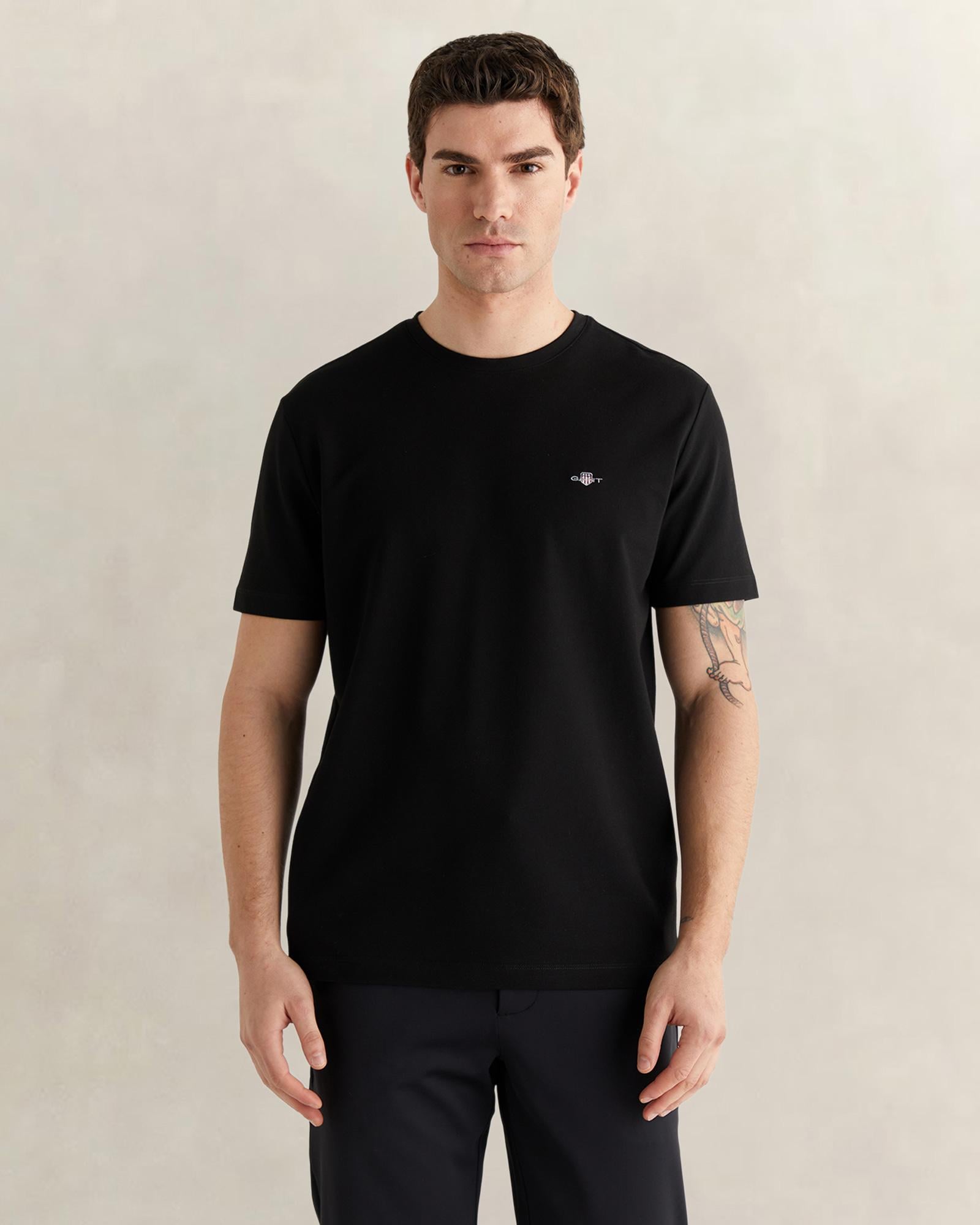 GANT Erkek Siyah Bisiklet Yaka Regular Fit Logolu T-Shirt