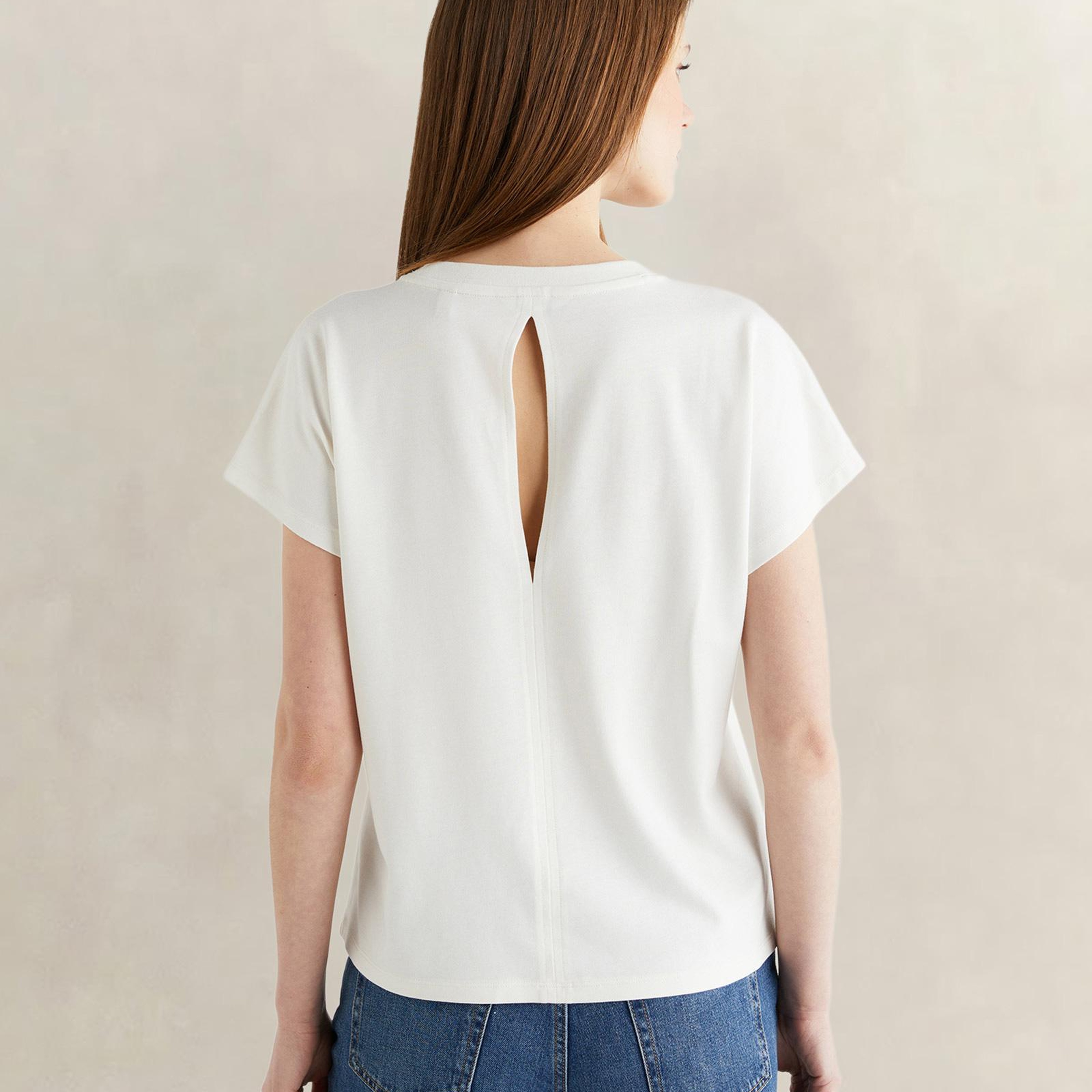 GANT Kadın Beyaz Bisiklet Yaka Regular Fit T-Shirt