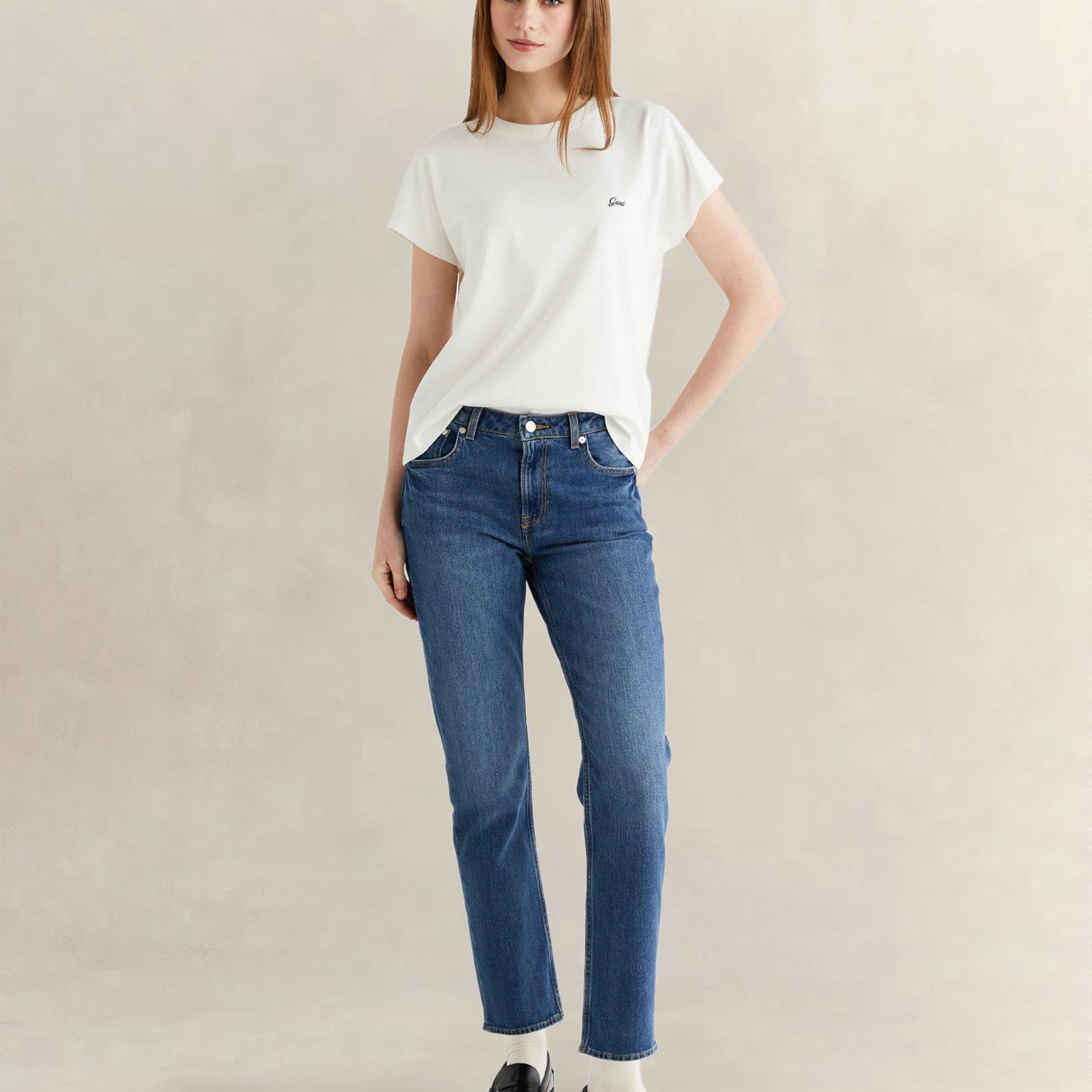 GANT Kadın Beyaz Bisiklet Yaka Regular Fit T-Shirt
