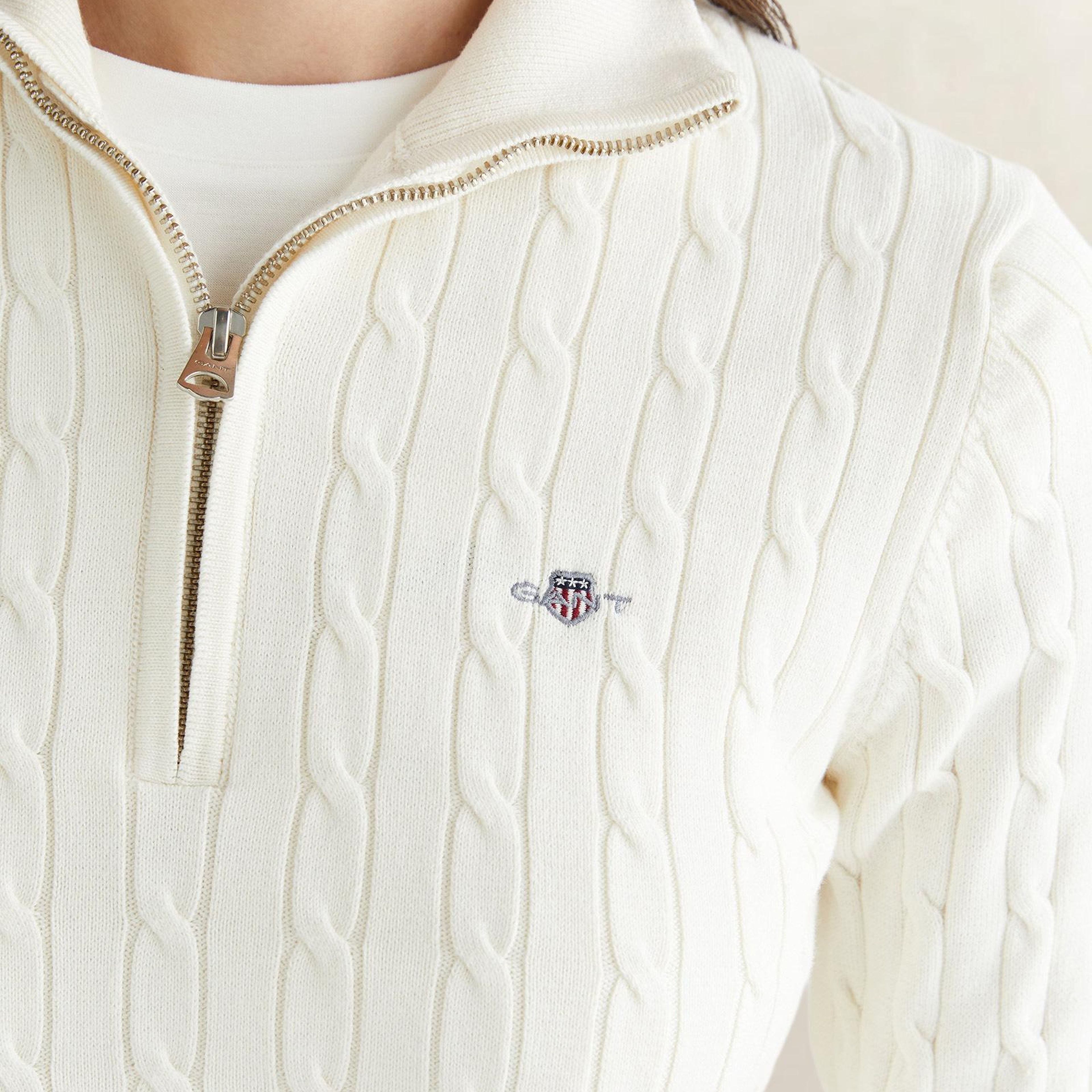 GANT Kadın Beyaz Regular Fit Yarım Fermuarlı Triko