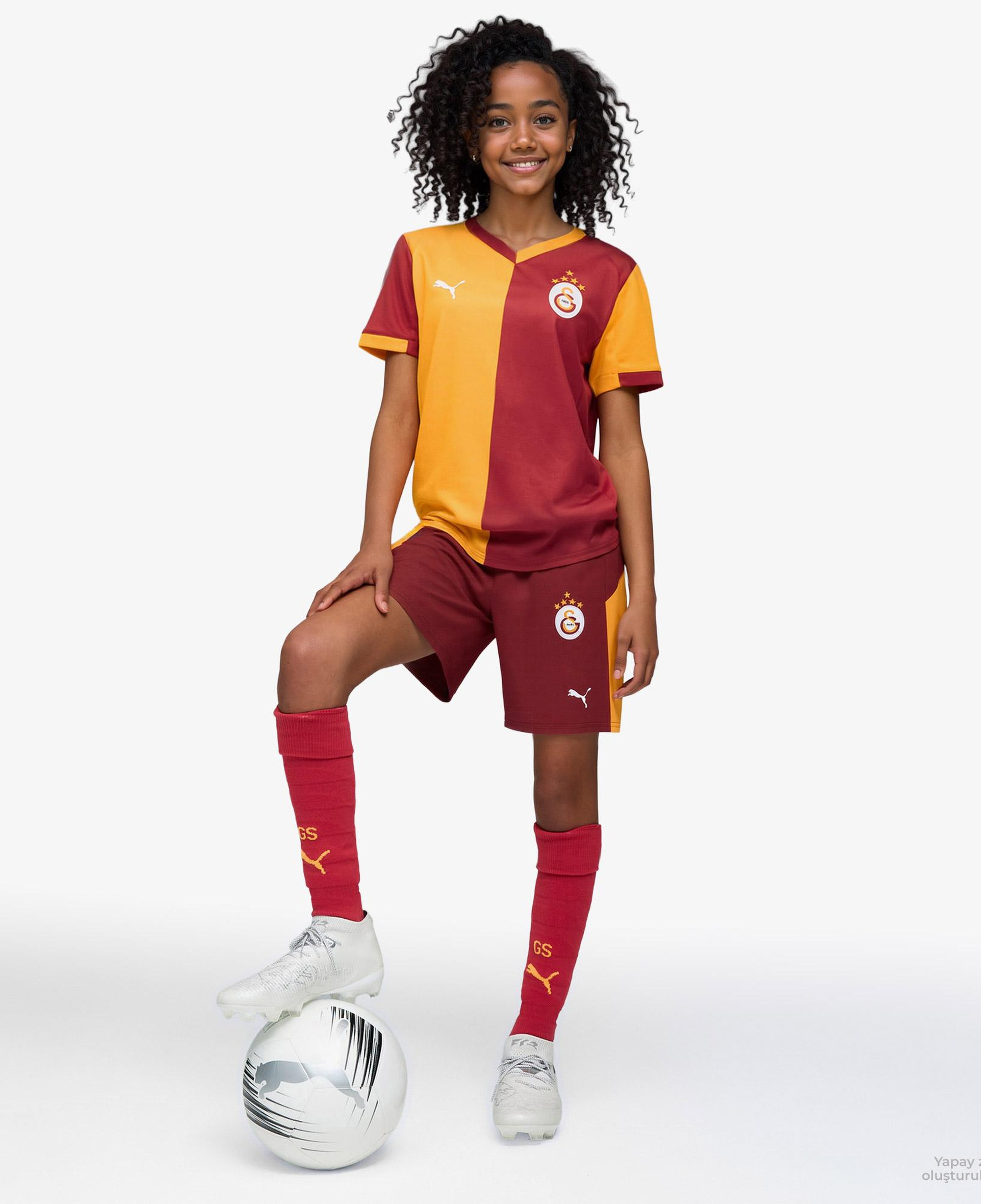 Puma Galatasaray SK Çocuk Kırmızı Şort