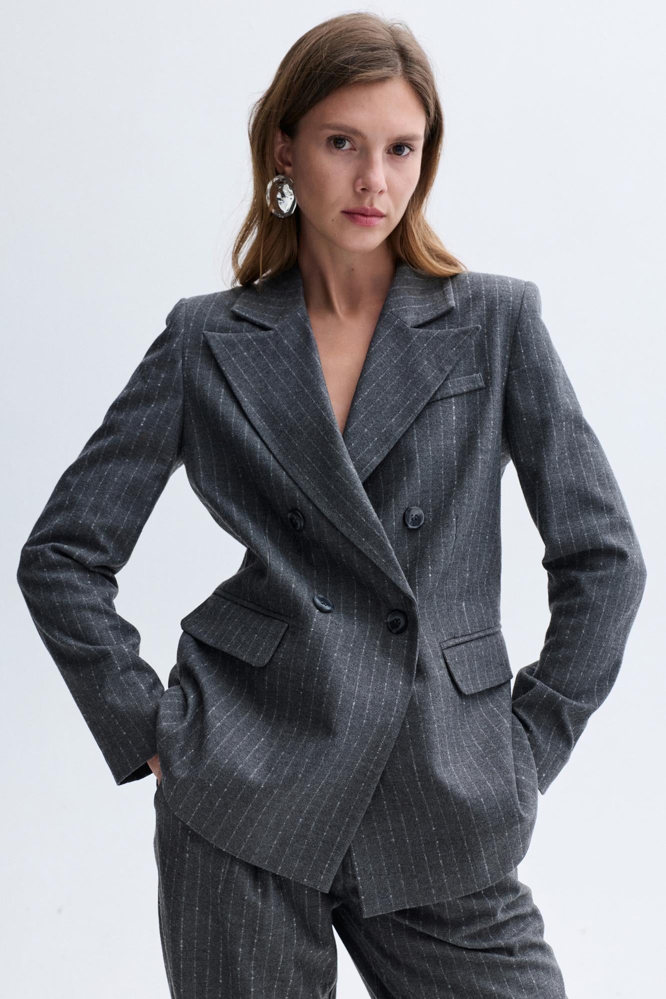 Kadın Antrasit Fitted Çizgili Blazer Ceket