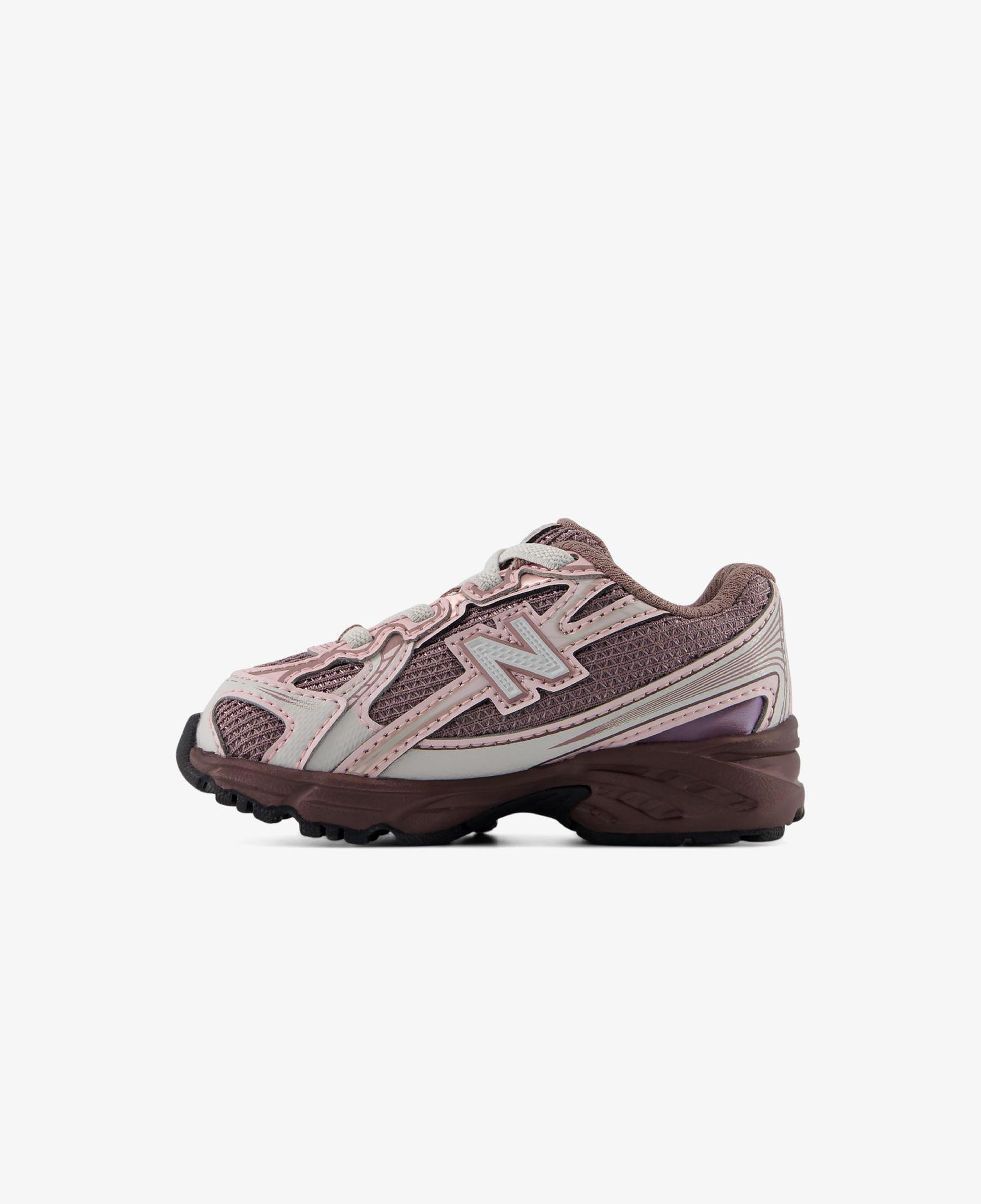 New Balance 740 Çocuk Pembe Spor Ayakkabı