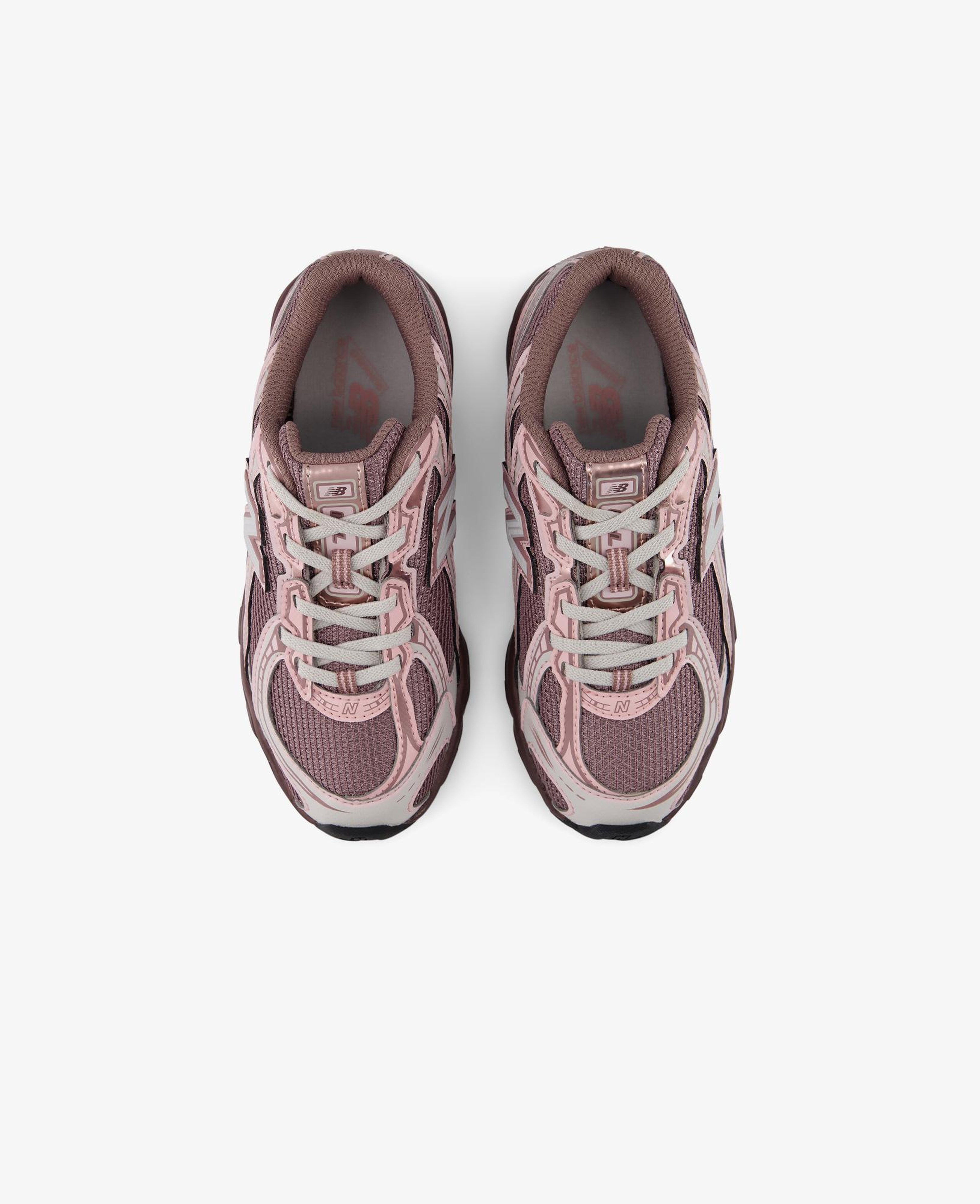 New Balance 740 Çocuk Pembe Spor Ayakkabı