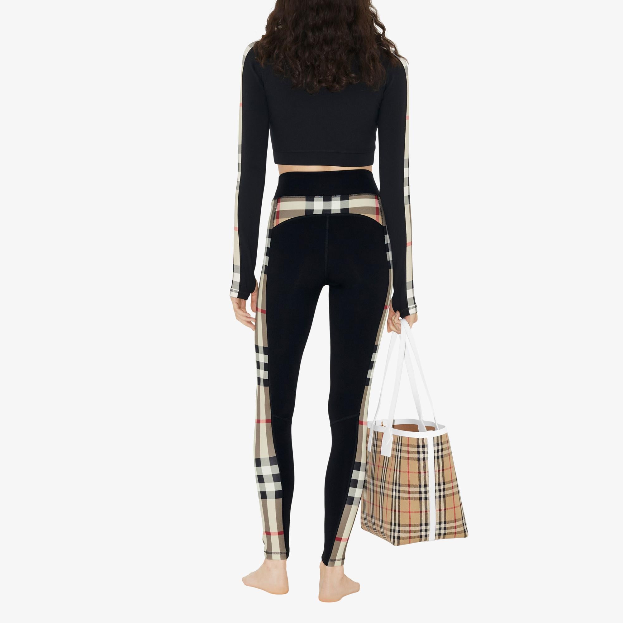 Burberry Kadın Siyah Body