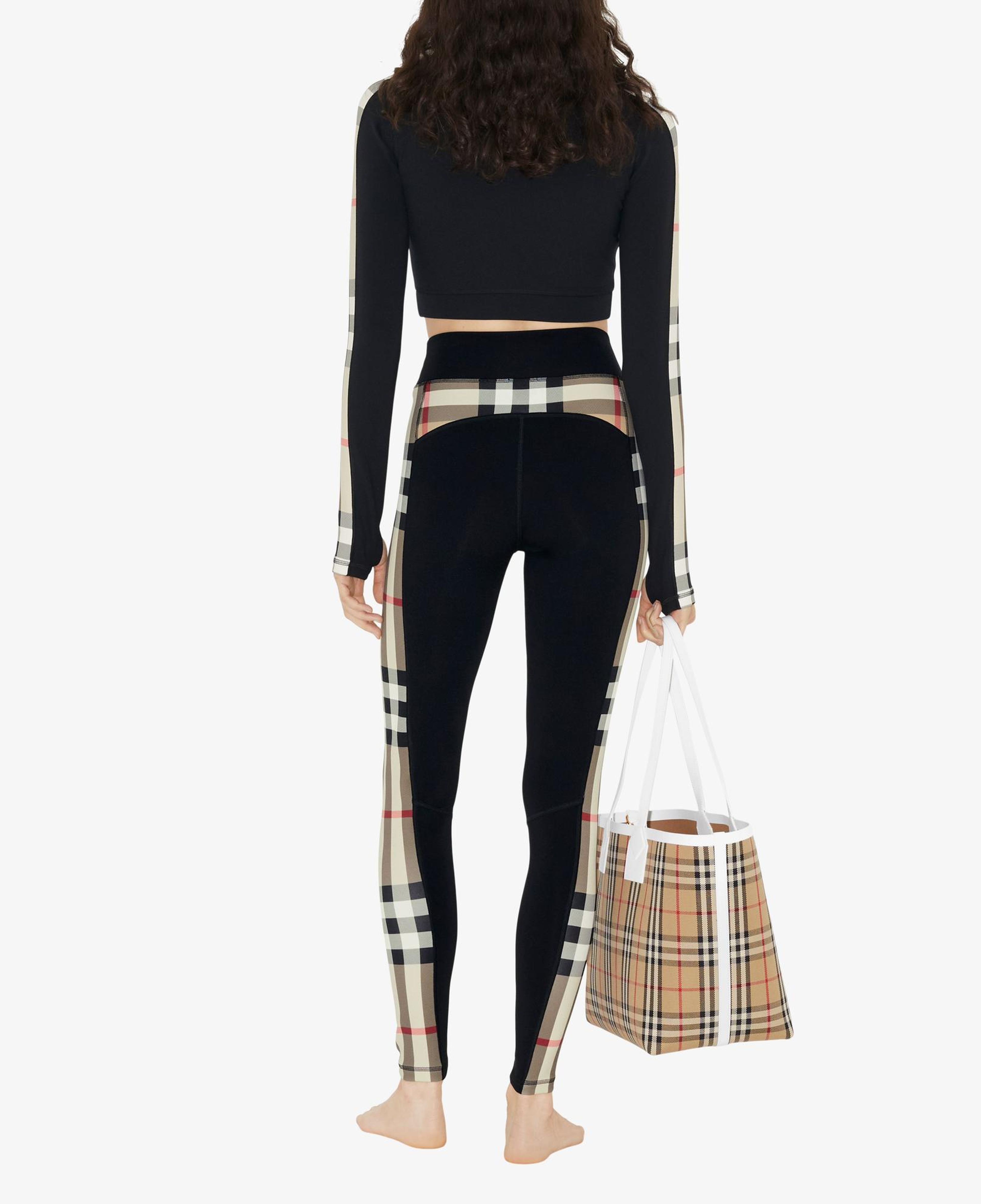 Burberry Kadın Siyah Body