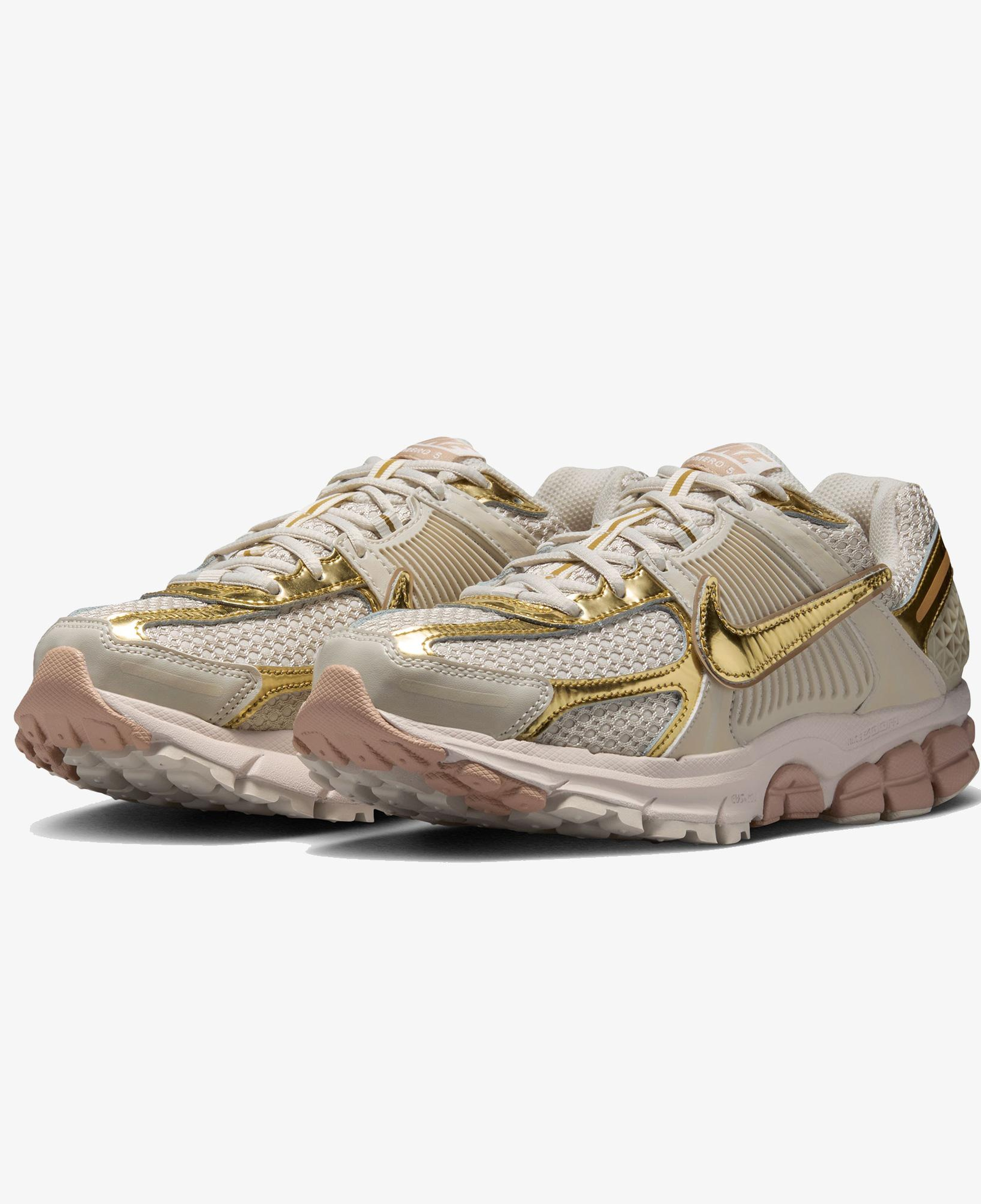 Nike Zoom Vomero 5 Kadın Bej Spor Ayakkabı