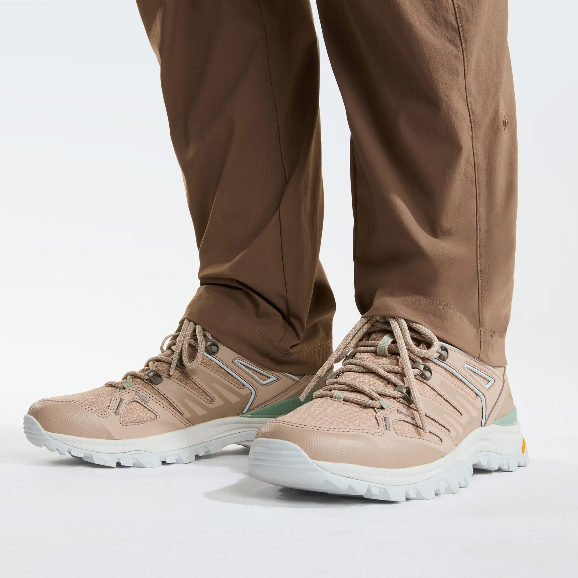 The North Face Hedgehog GORE-TEX Kadın Krem Outdoor Ayakkabı