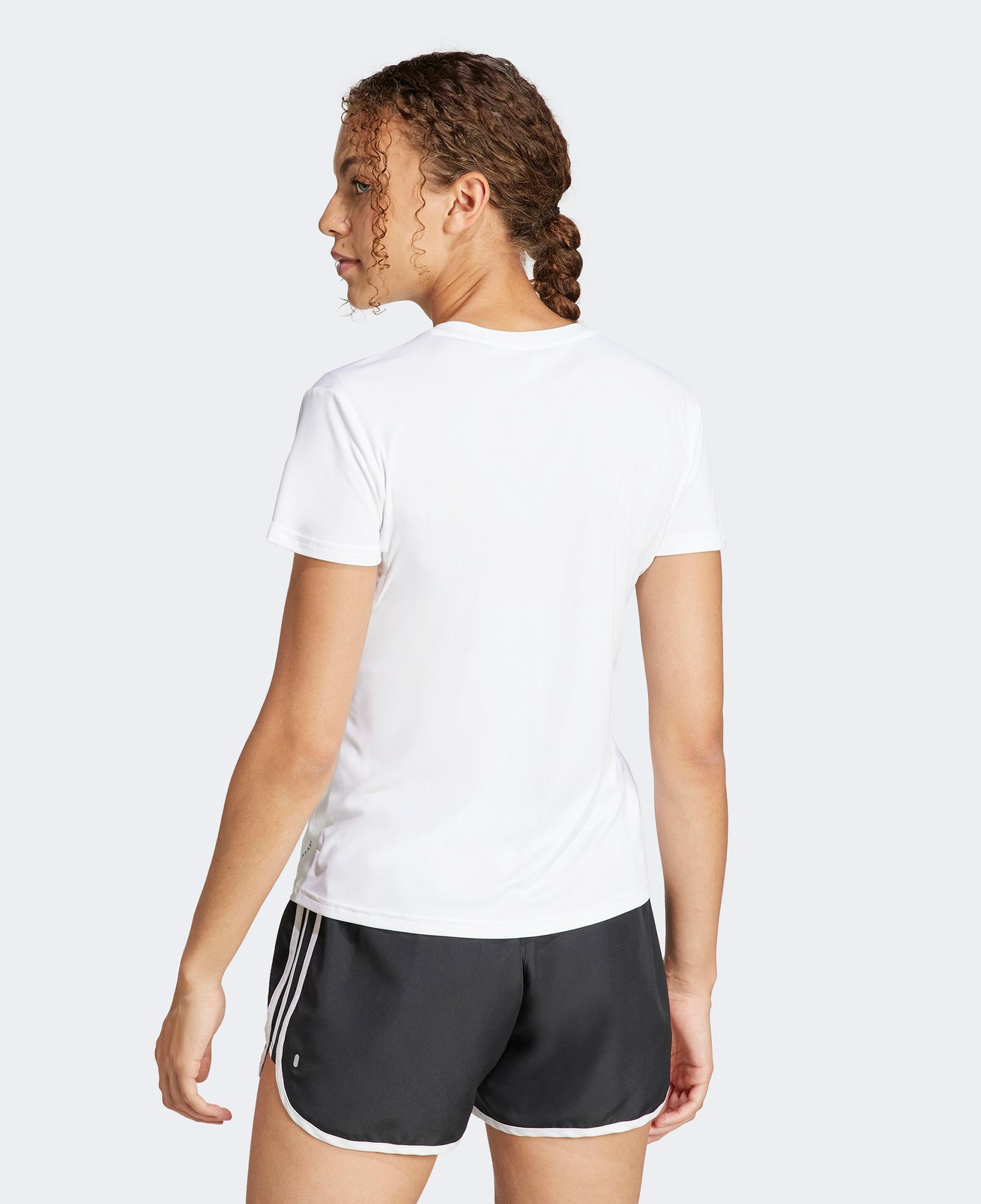 adidas Adizero Essentials Kadın Beyaz T-Shirt