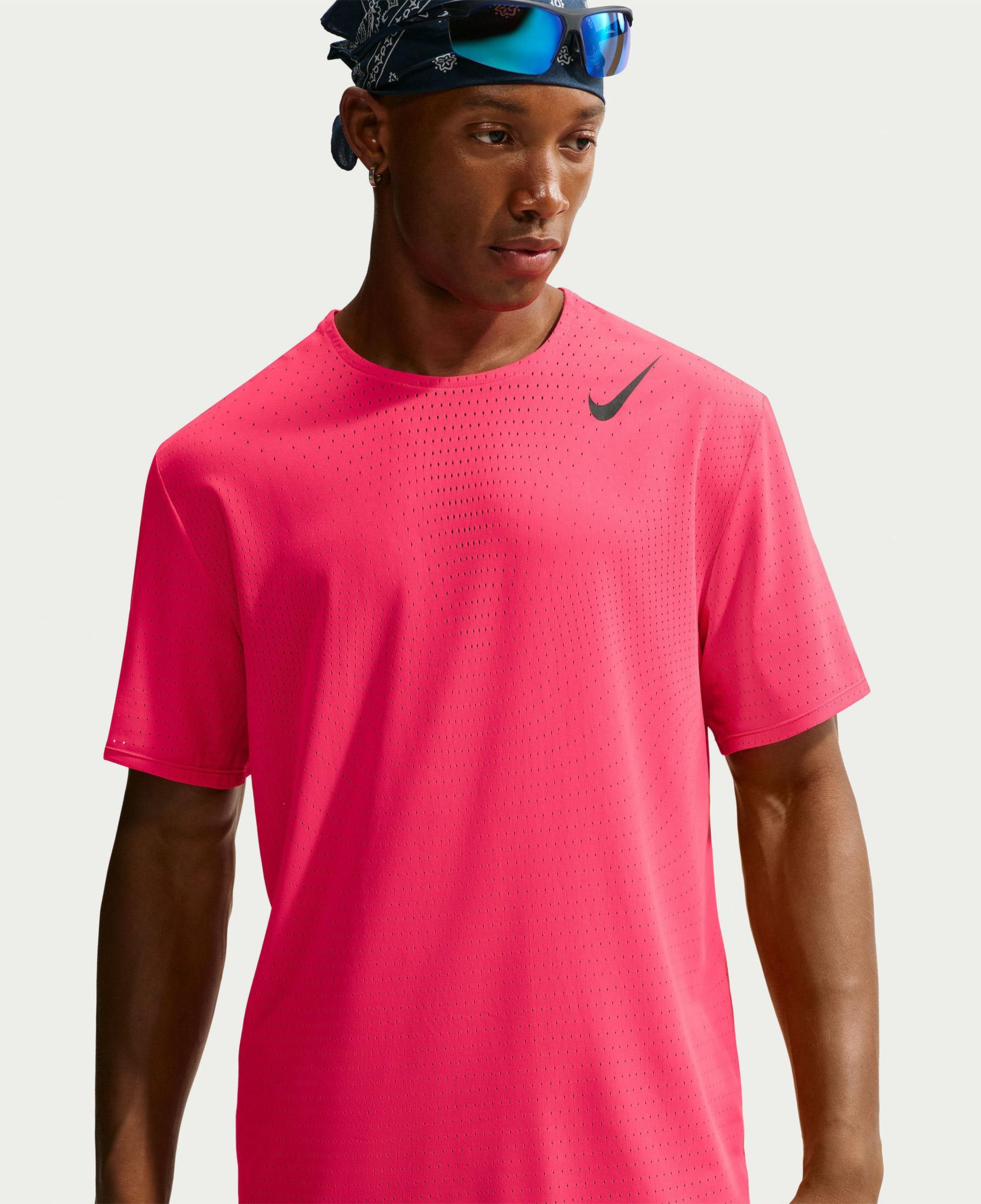 Nike Dri-Fit ADV AeroSwift Erkek Pembe T-Shirt