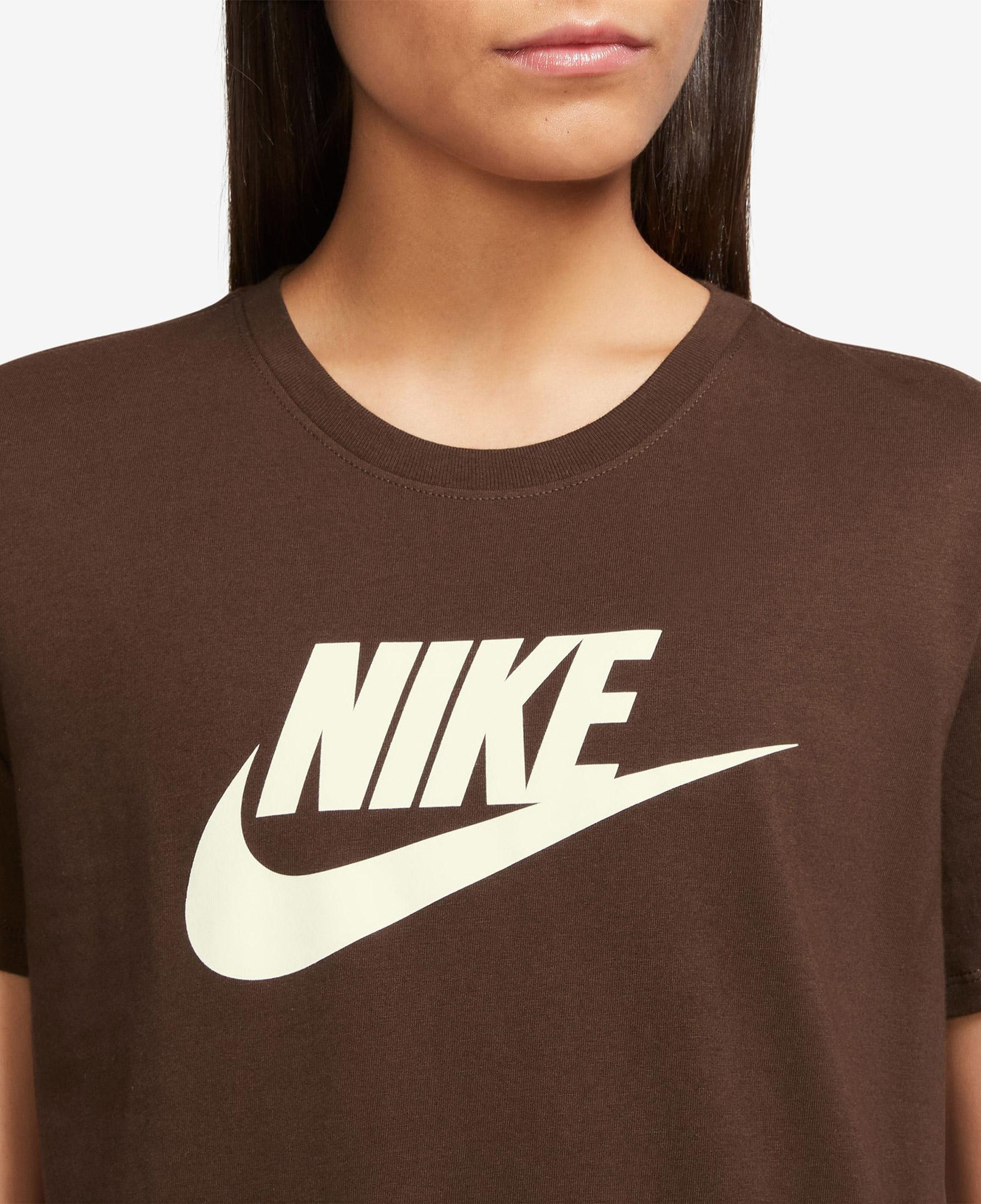 Nike Sportswear Club Essentials Futura Kadın Kahverengi T-Shirt