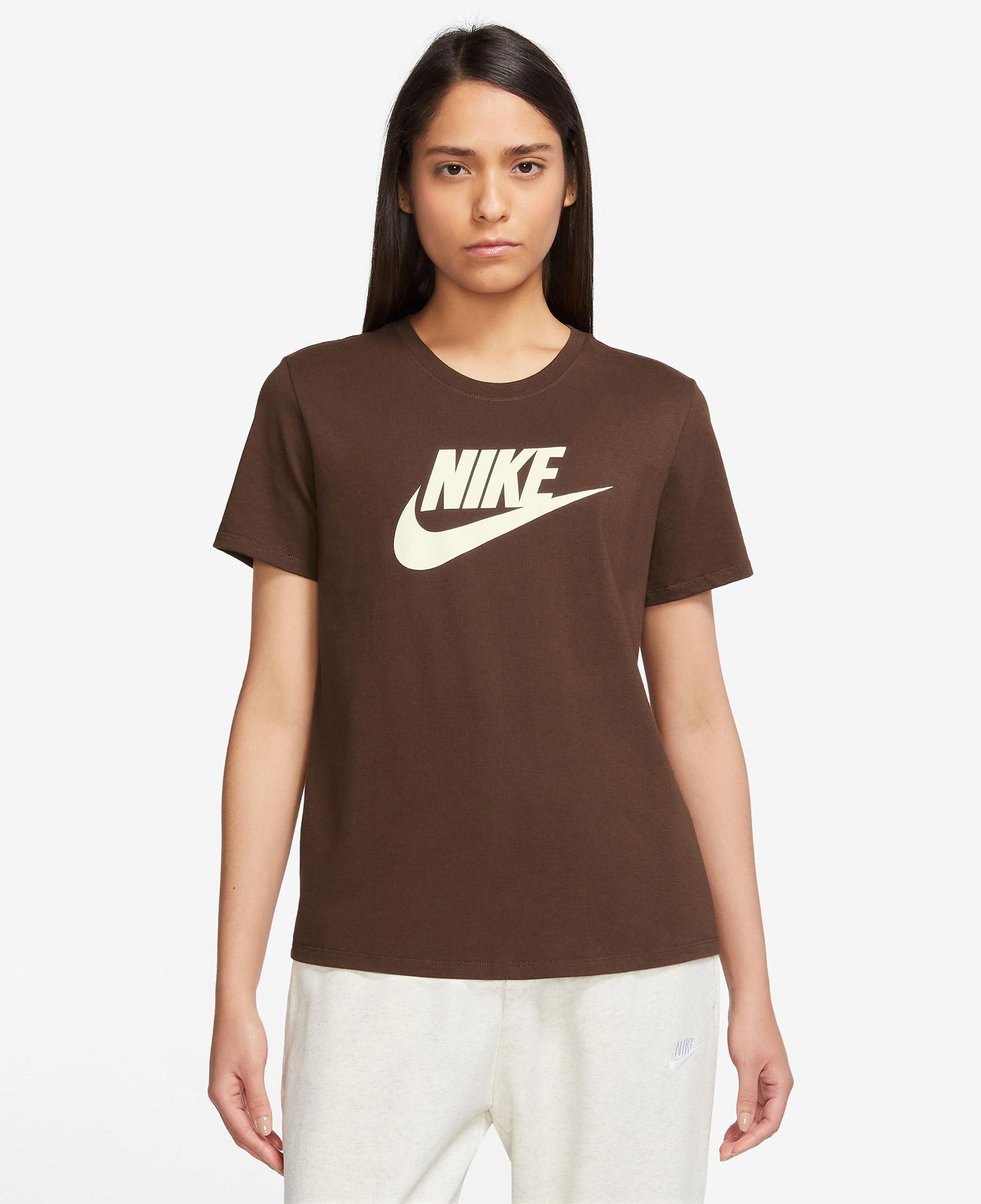 Nike Sportswear Club Essentials Futura Kadın Kahverengi T-Shirt