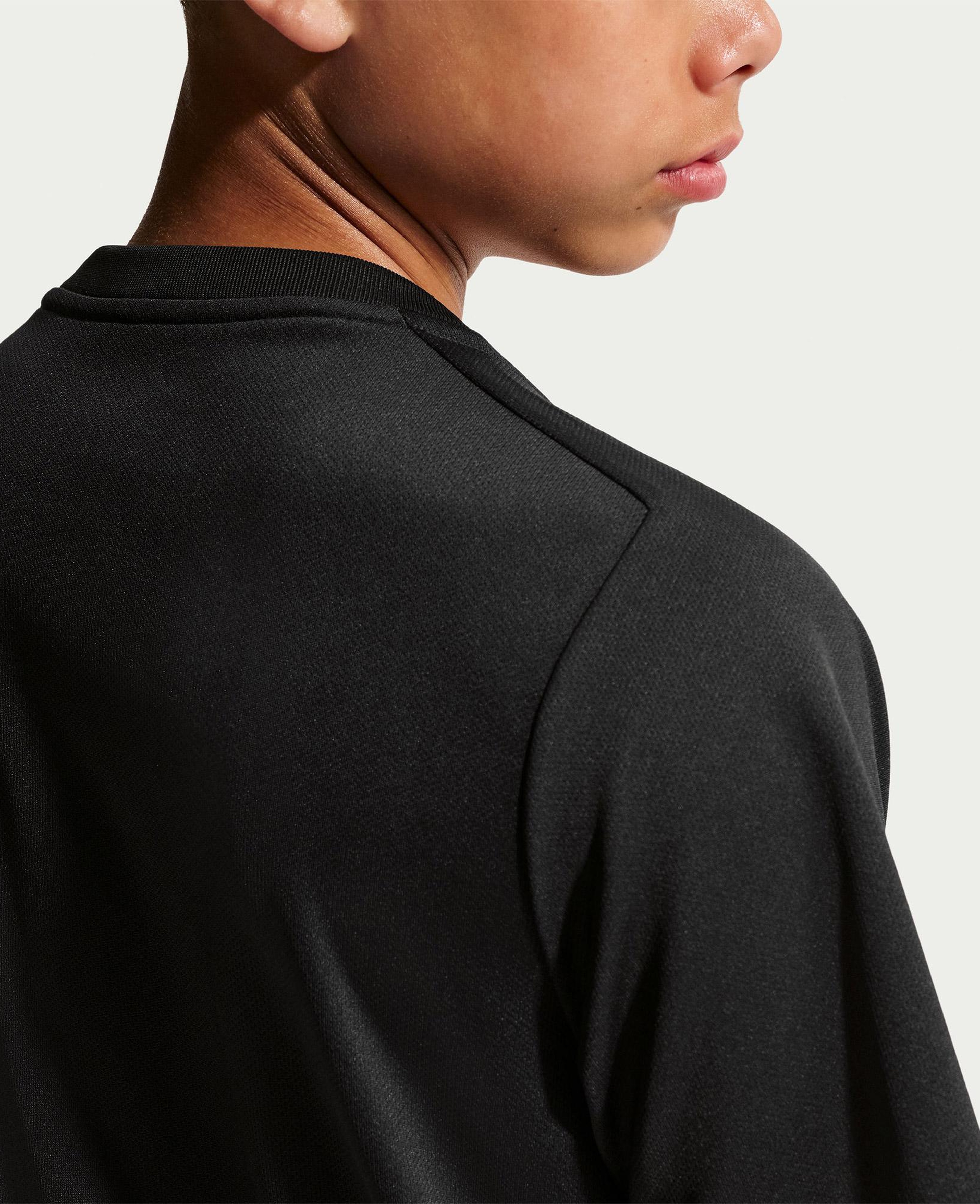 Nike Multi Refresh Genç Çocuk Siyah T-Shirt