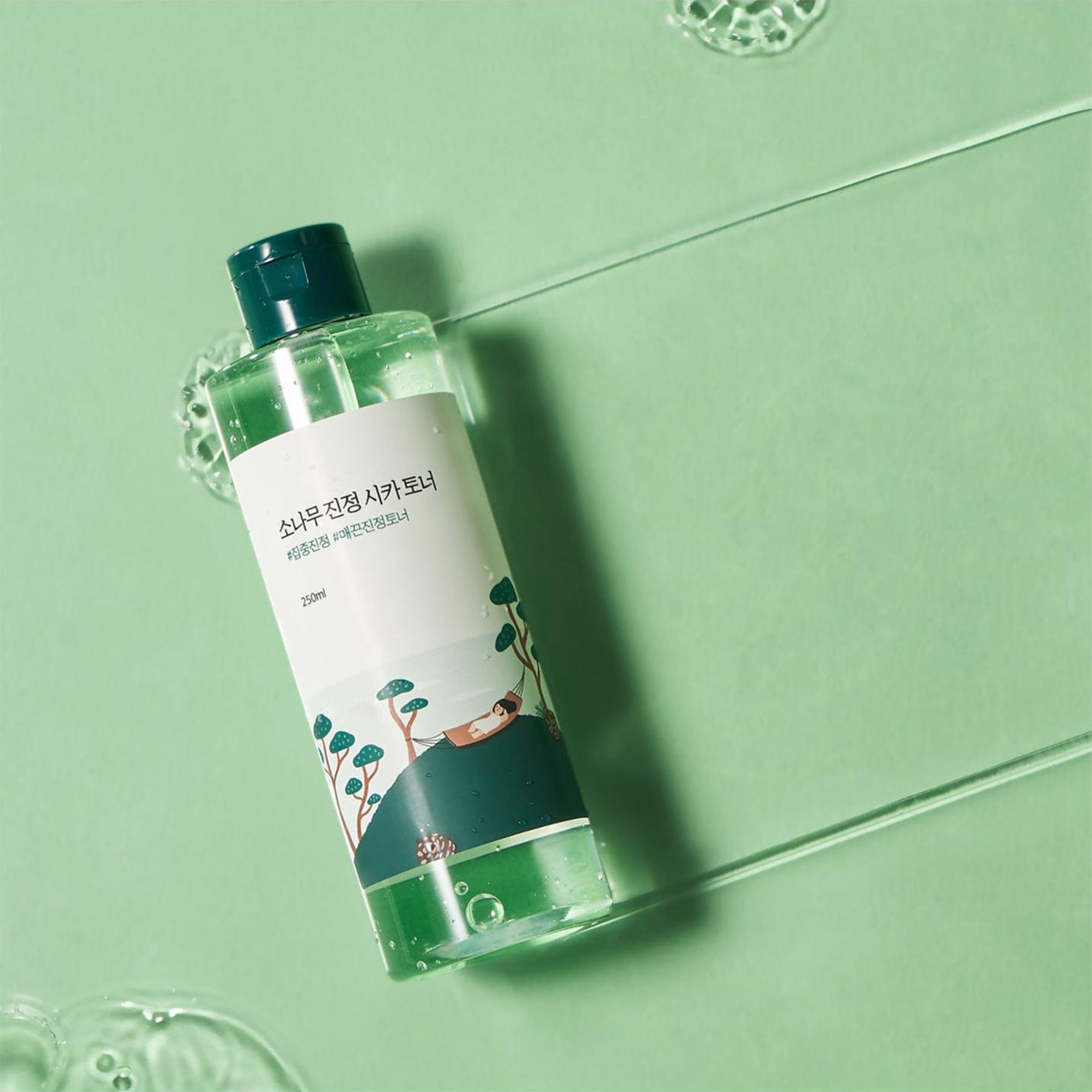 Round Lab Pine Calming Cica Toner Bariyer Koruyucu ve Gözenek & Pürüz Karşıtı Çam Özlü Cica Yüz Toniği 250 ml